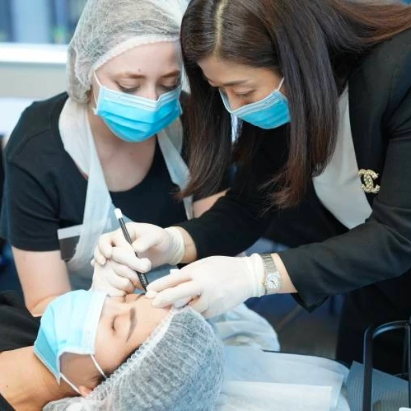 microblading training course at Eye Design Academy